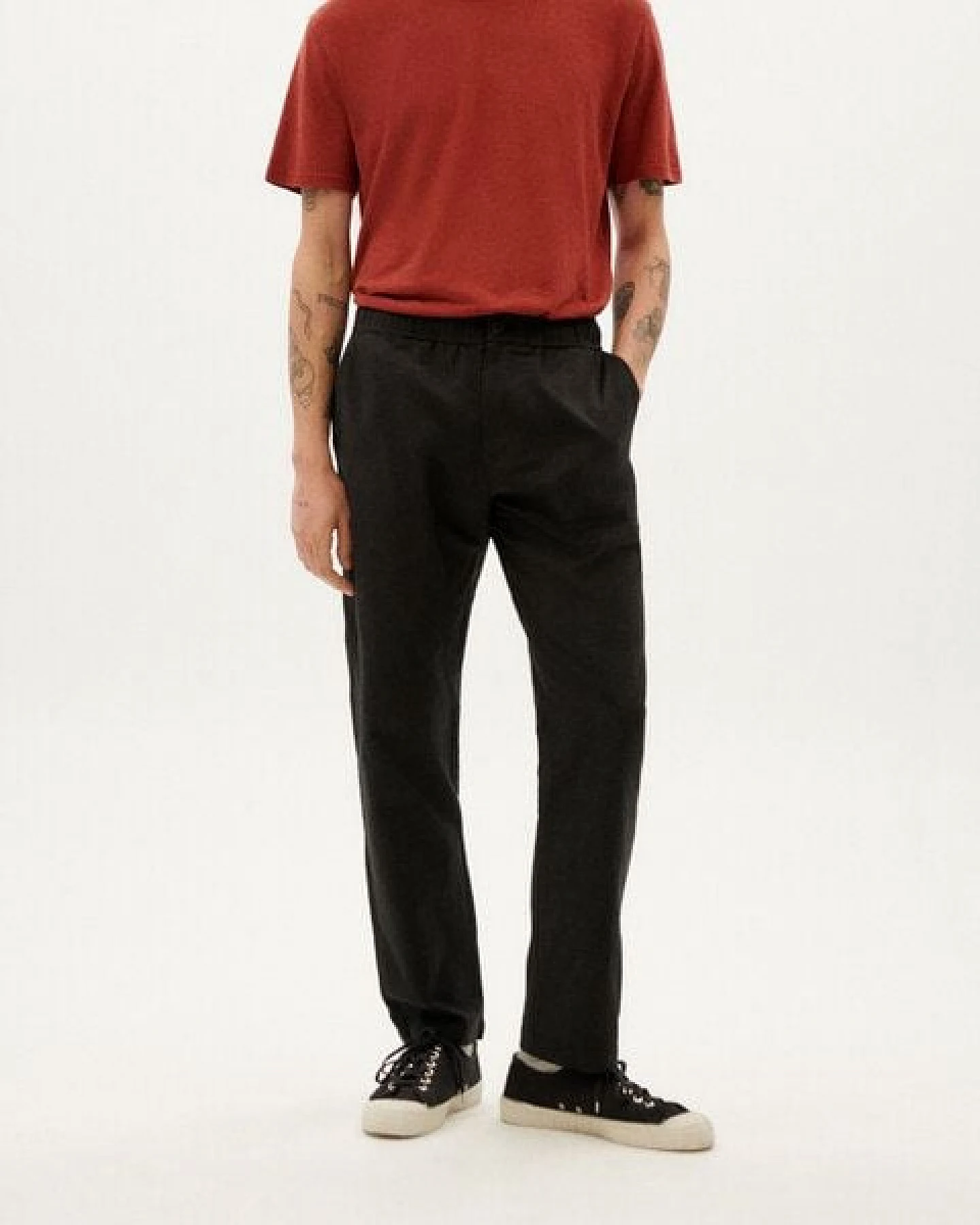 thinking mu Chino Hose - Light Travel Pants - aus Bio-Baumwolle – Ansicht 4