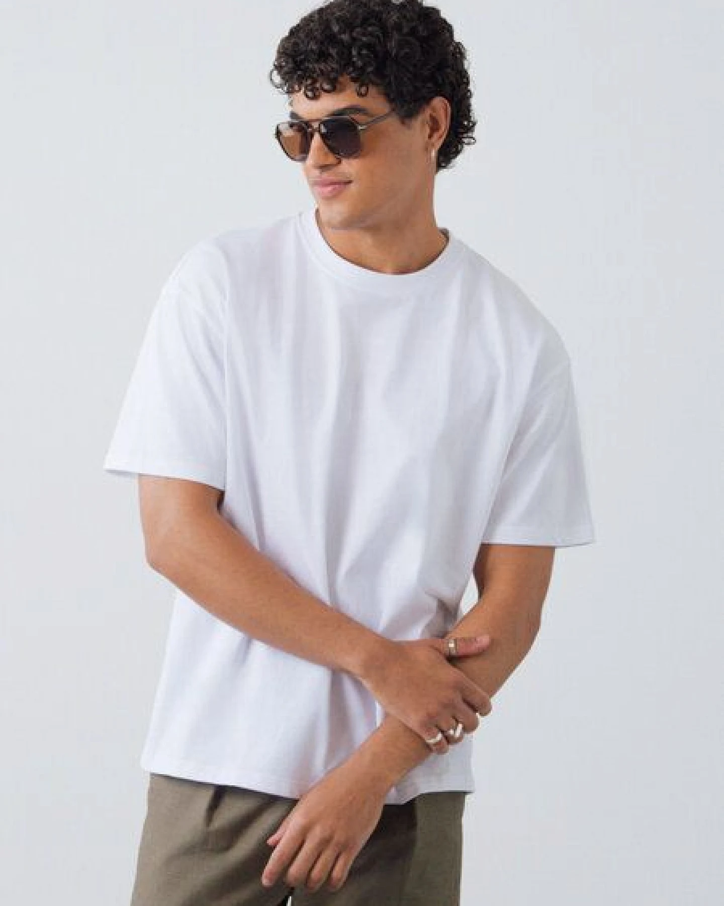 Honest Basics OG Shirt aus Bio- und recycelter Baumwolle – Ansicht 2