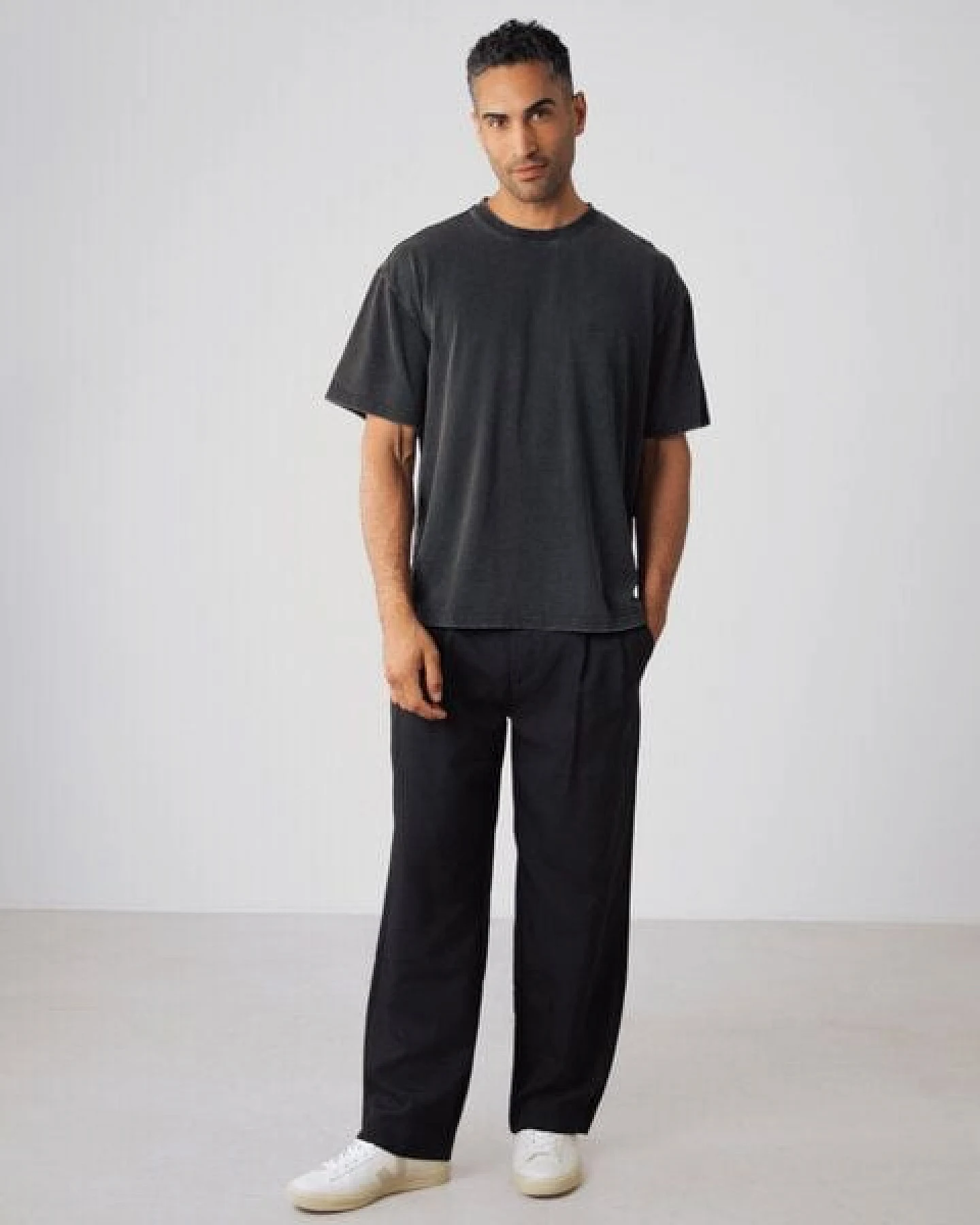 Honest Basics OG Shirt aus Bio- und recycelter Baumwolle – Ansicht 3
