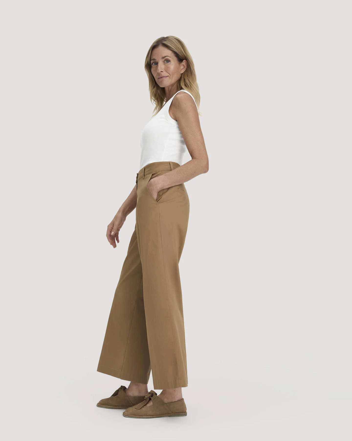 hessnatur Damen Hose Culotte Regular aus Bio-Baumwolle - braun - Größe 38 – Ansicht 4
