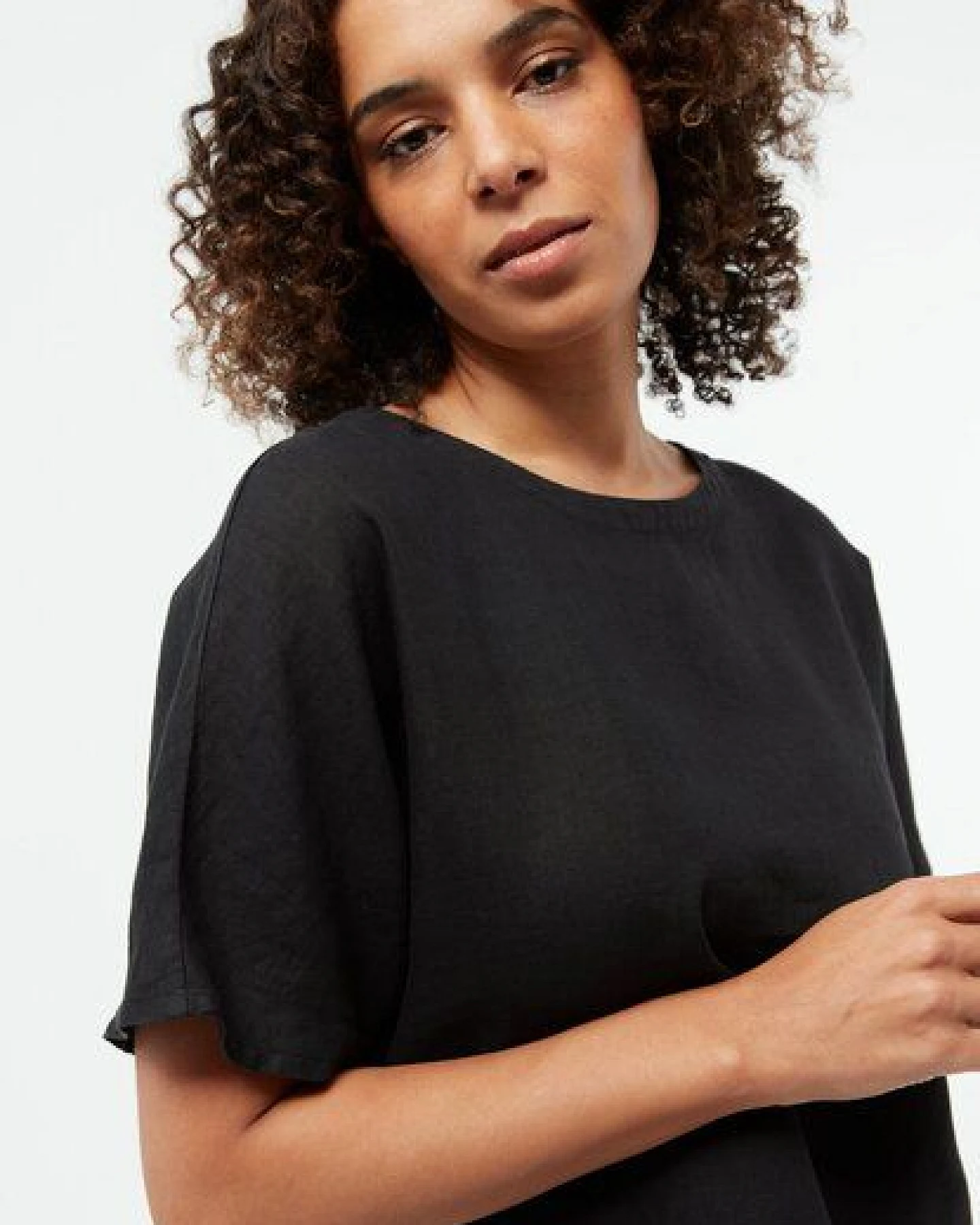 Givn Berlin T-Shirt GBPINA aus Leinen – Ansicht 3
