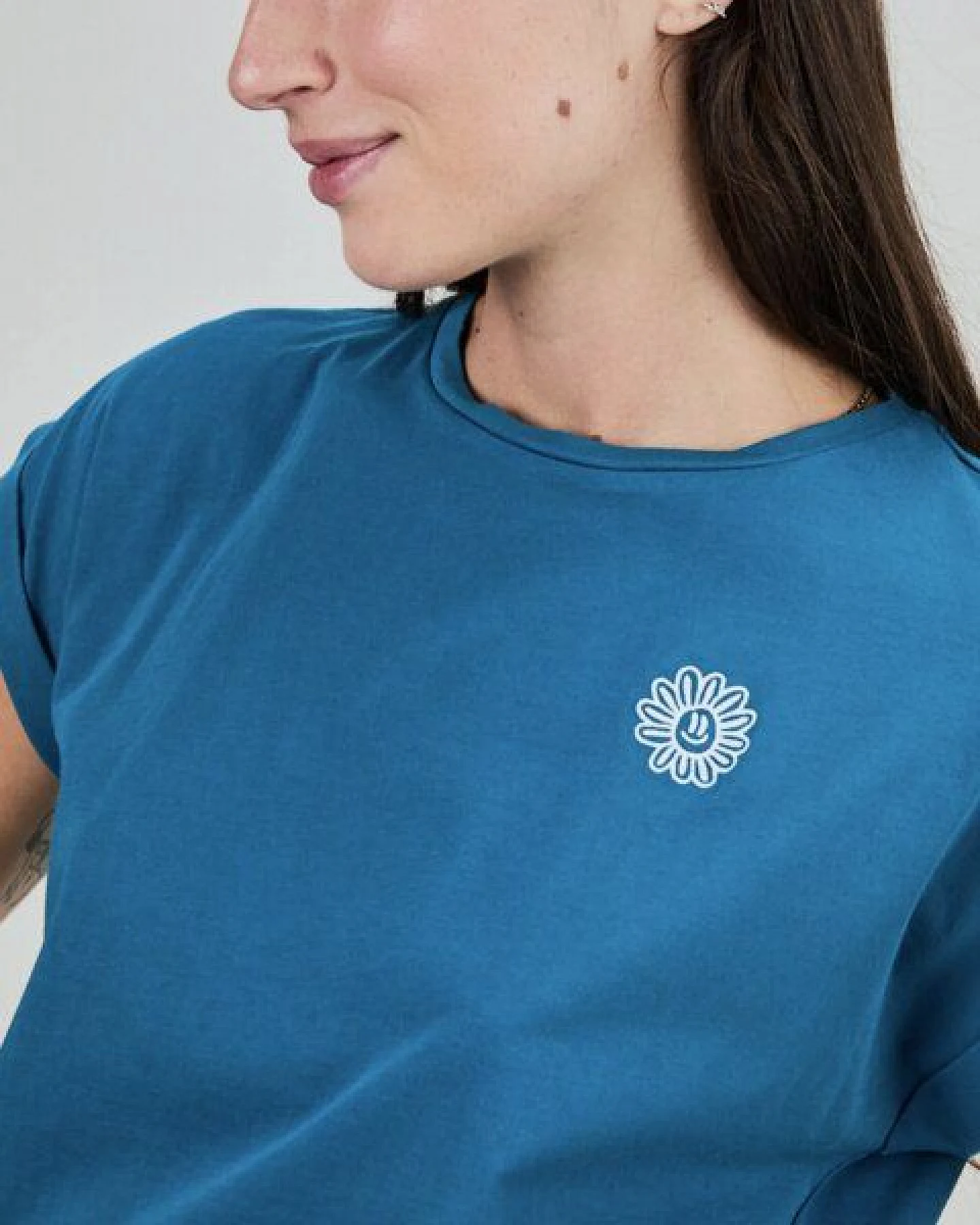 Brava Fabrics Asis Percales Daisy Scoop T-Shirt Blau – Ansicht 2