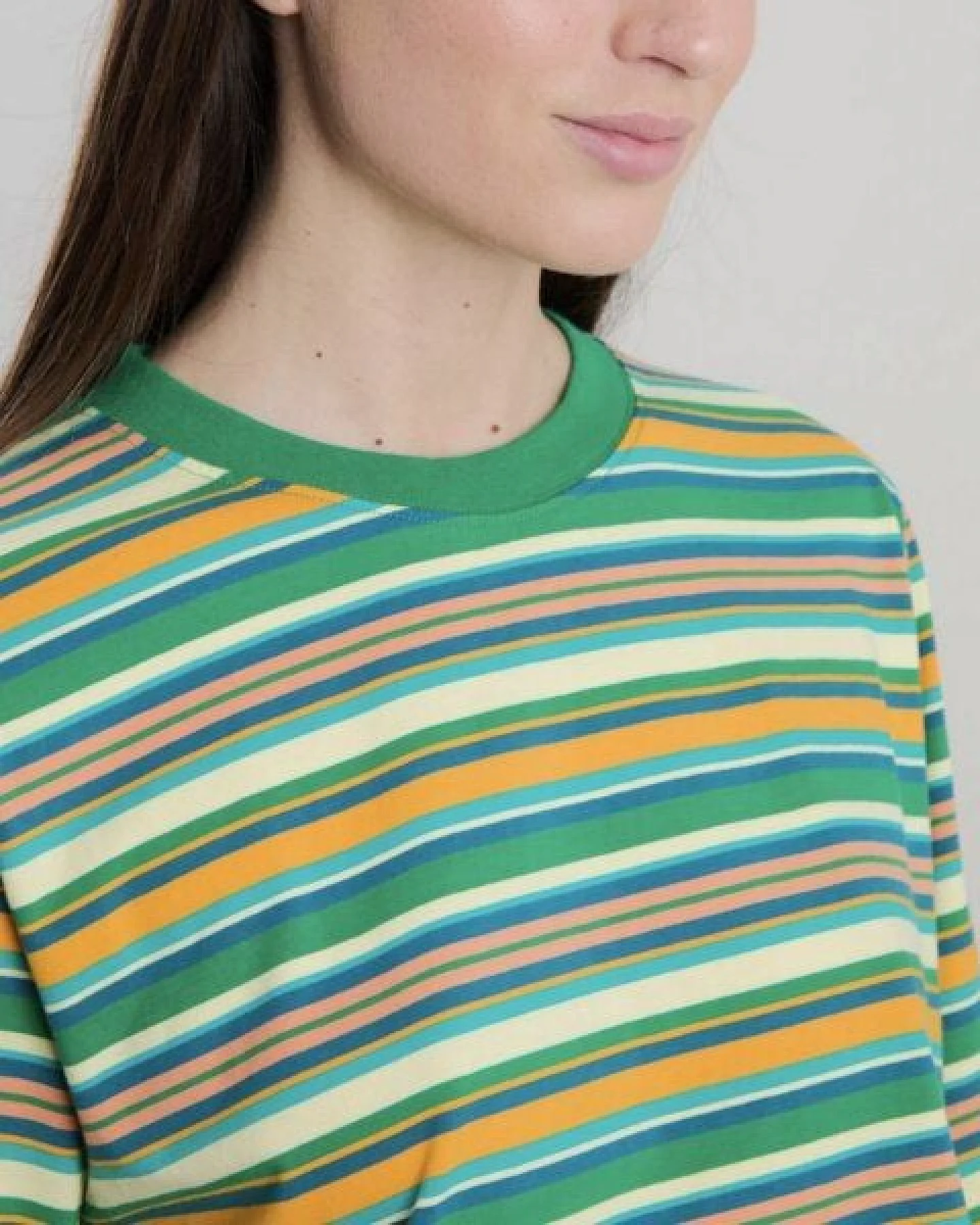 Brava Fabrics Stripes Boxy T-Shirt Grün – Ansicht 2