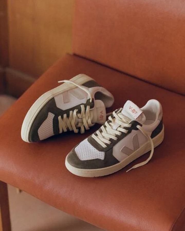 Veja V-82 Leather - white natural kaki MEN