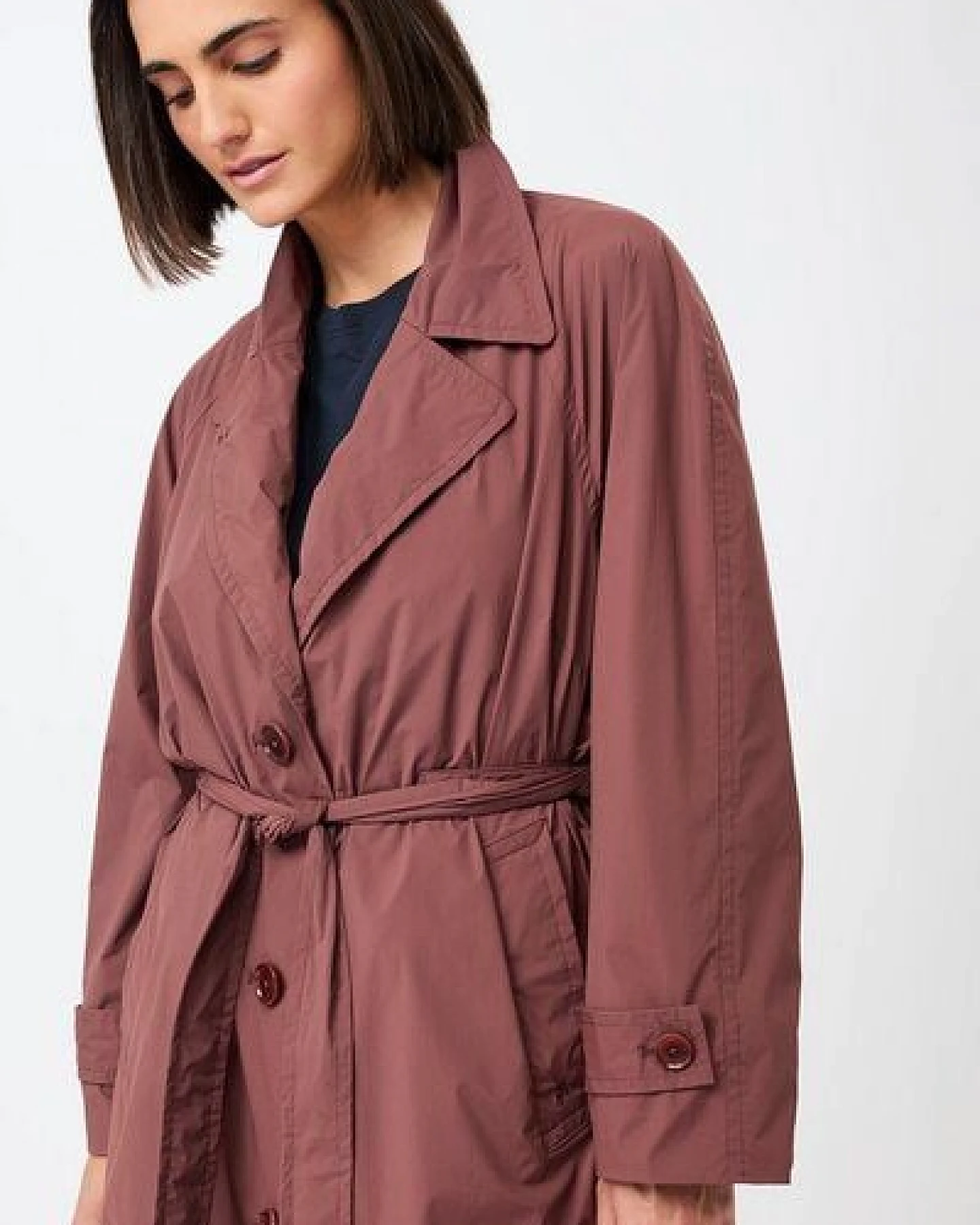 LangerChen Leichter Trenchcoat, klassisch geschnitten mit Raglannaht – Ansicht 4