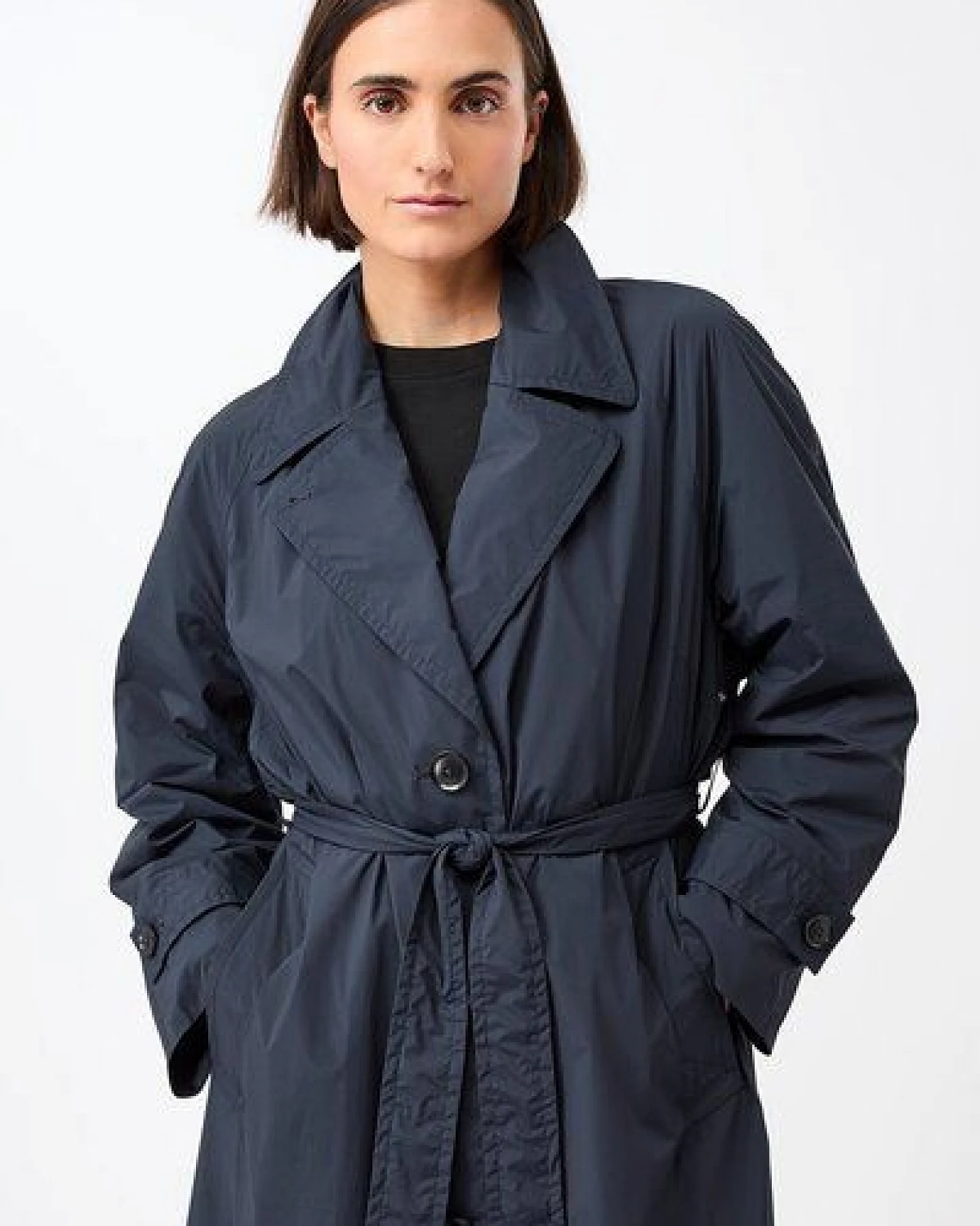 LangerChen Leichter Trenchcoat, klassisch geschnitten mit Raglannaht – Ansicht 2