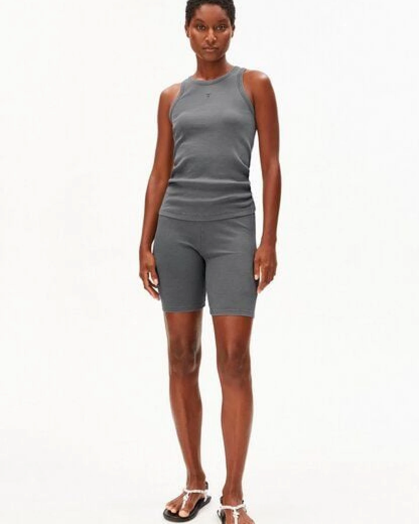 ARMEDANGELS GMT DYE RIB Damen Short aus Bio-Baumwoll Mix – Ansicht 4