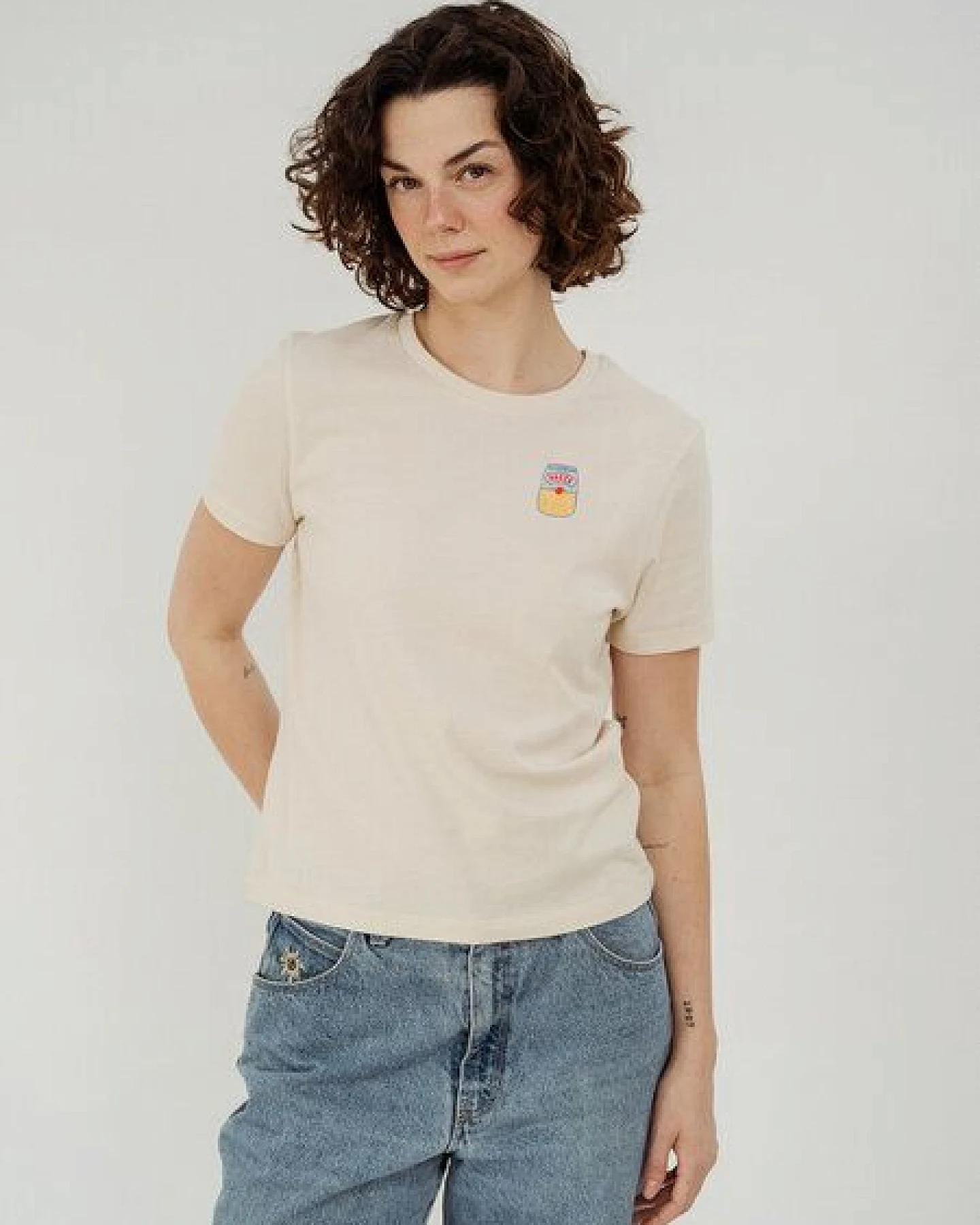 Kultgut Artdesign- Tailliertes Shirt 100% Biobaumwolle /Pasta – Ansicht 2
