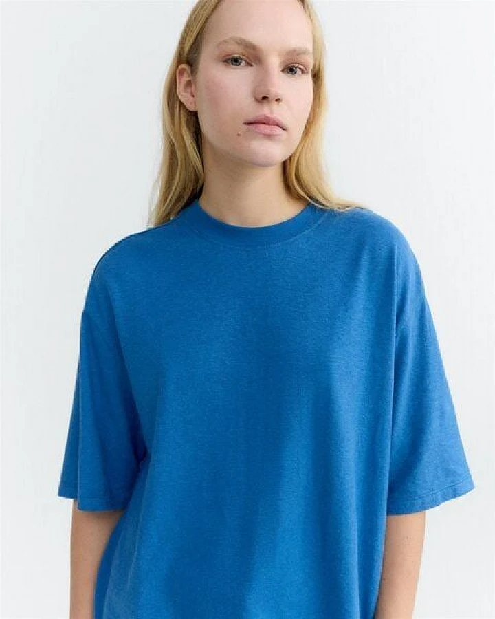 thinking mu Hanf T-Shirt Modell: Lena