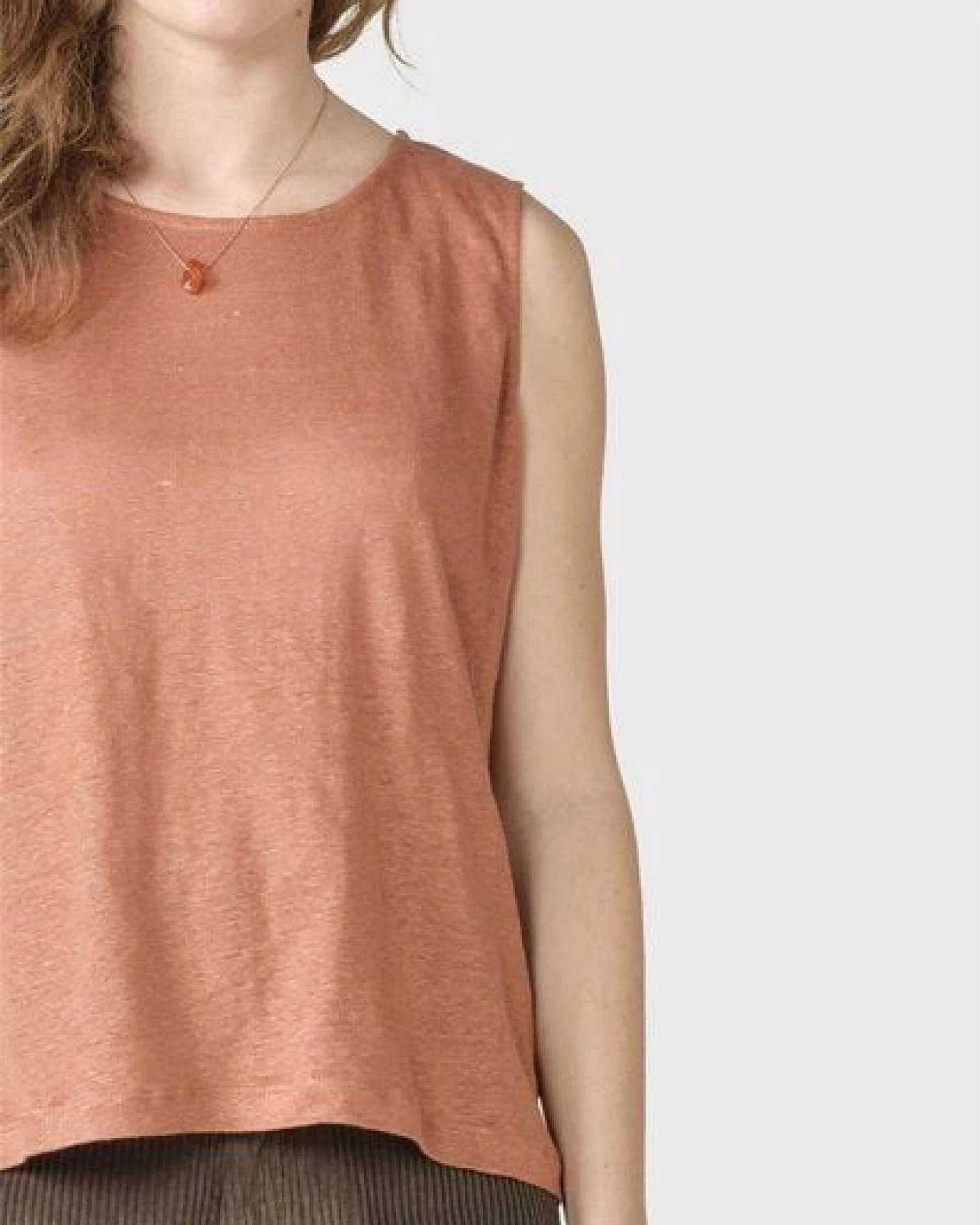 Klitmøller Leinen Tank Top Modell: Dee – Ansicht 4