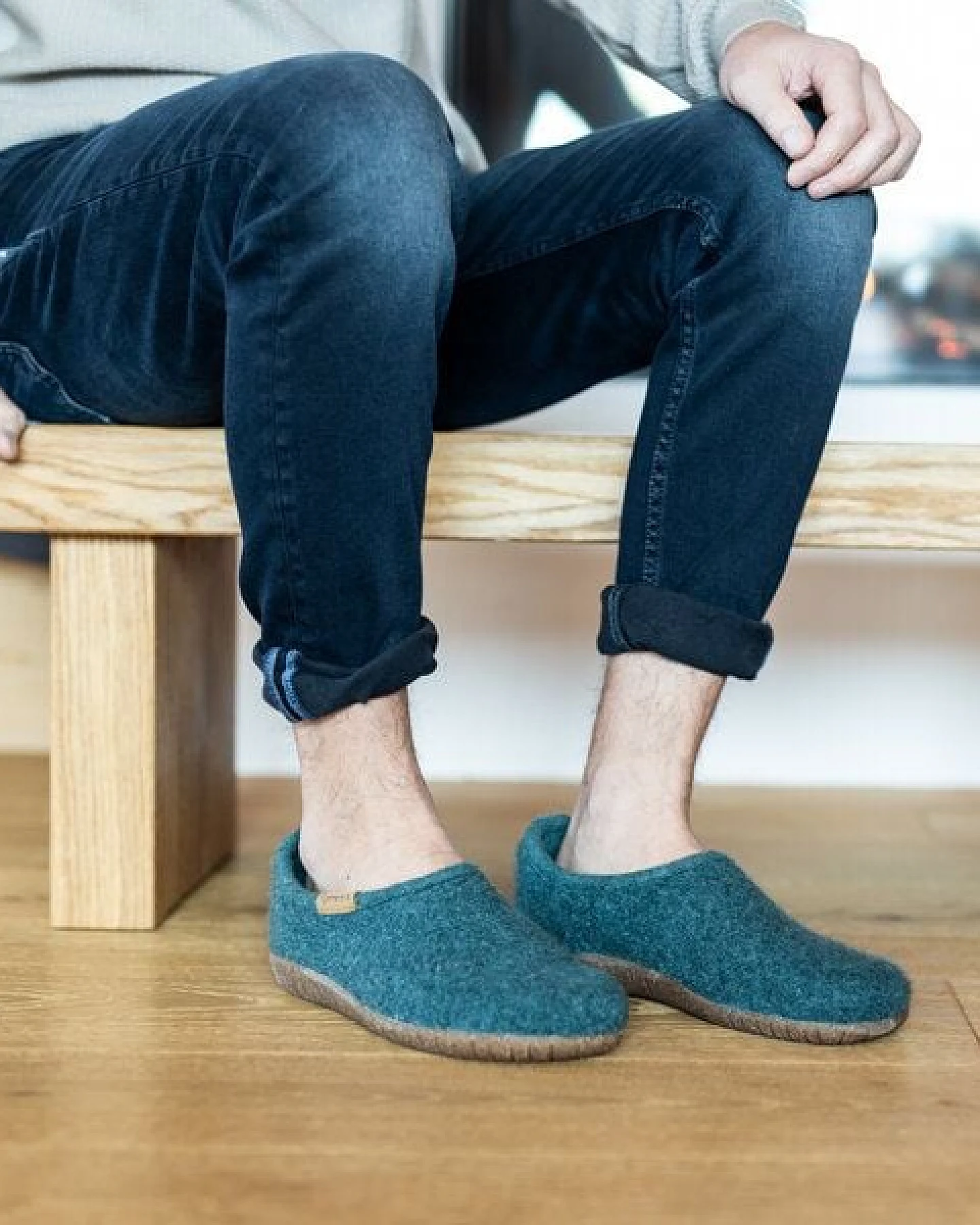 Gottstein Filz-Hausschuh Alpine Midcut - Damen & Herren Pantoffel aus 100% Schurwolle mit Komfort-Einlagesohle – Ansicht 2