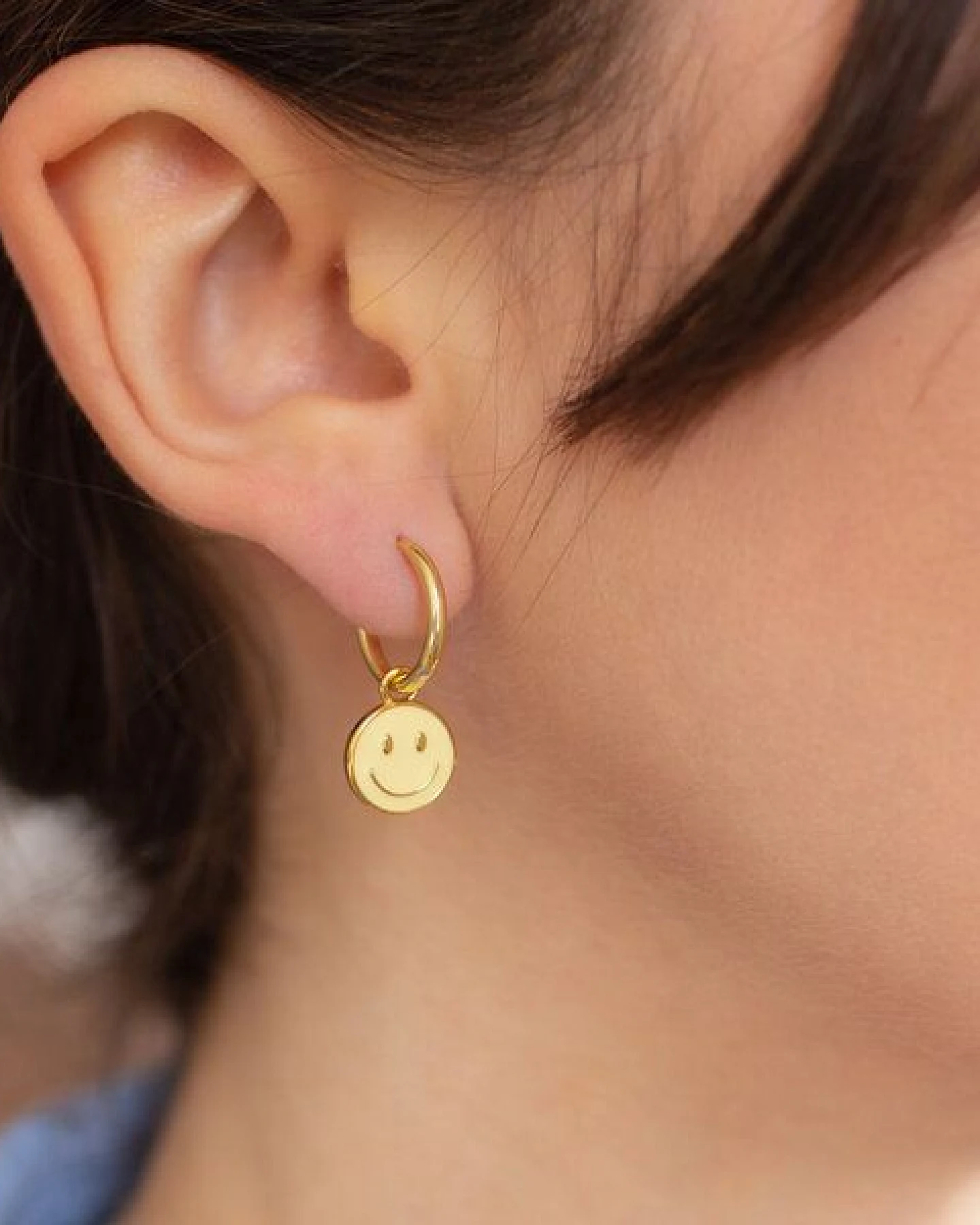 Paeoni Colors Smiley-Creolen, Ohrringe aus 18k Gold Vermeil, 925 Sterling Silber – Ansicht 3