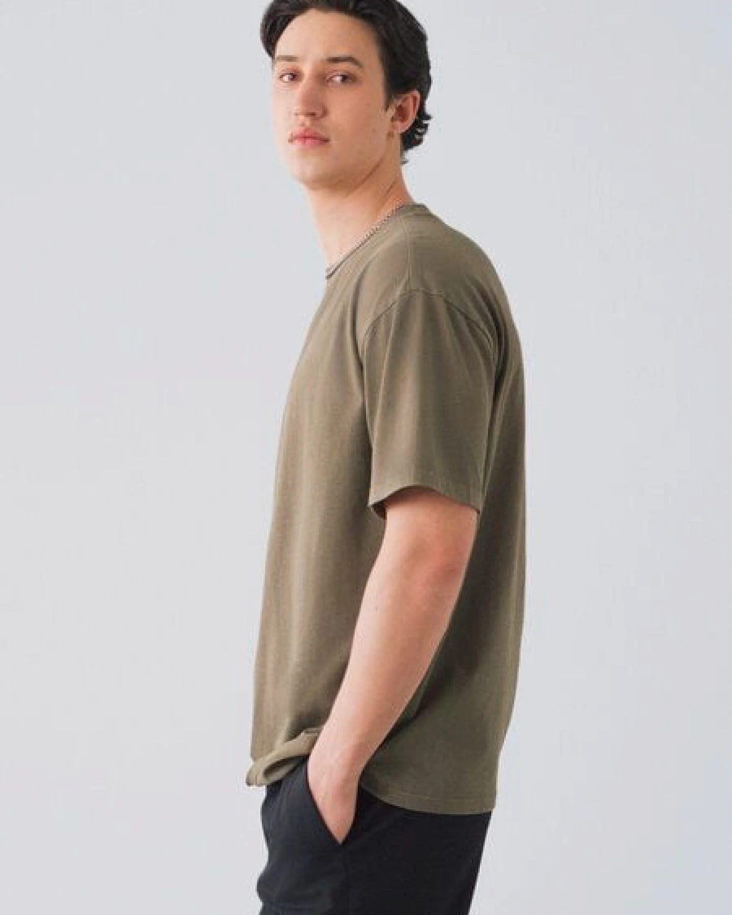 Honest Basics OG Shirt aus Bio- und recycelter Baumwolle – Ansicht 3