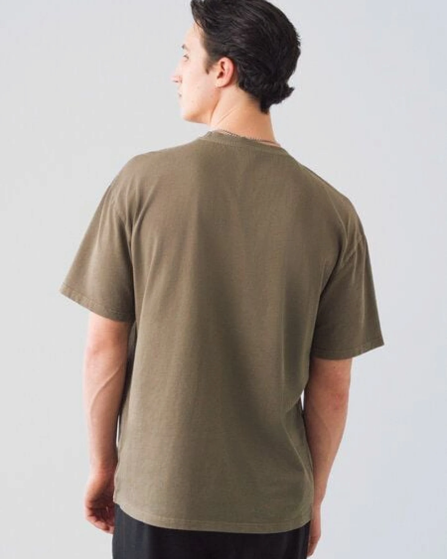 Honest Basics OG Shirt aus Bio- und recycelter Baumwolle – Ansicht 4