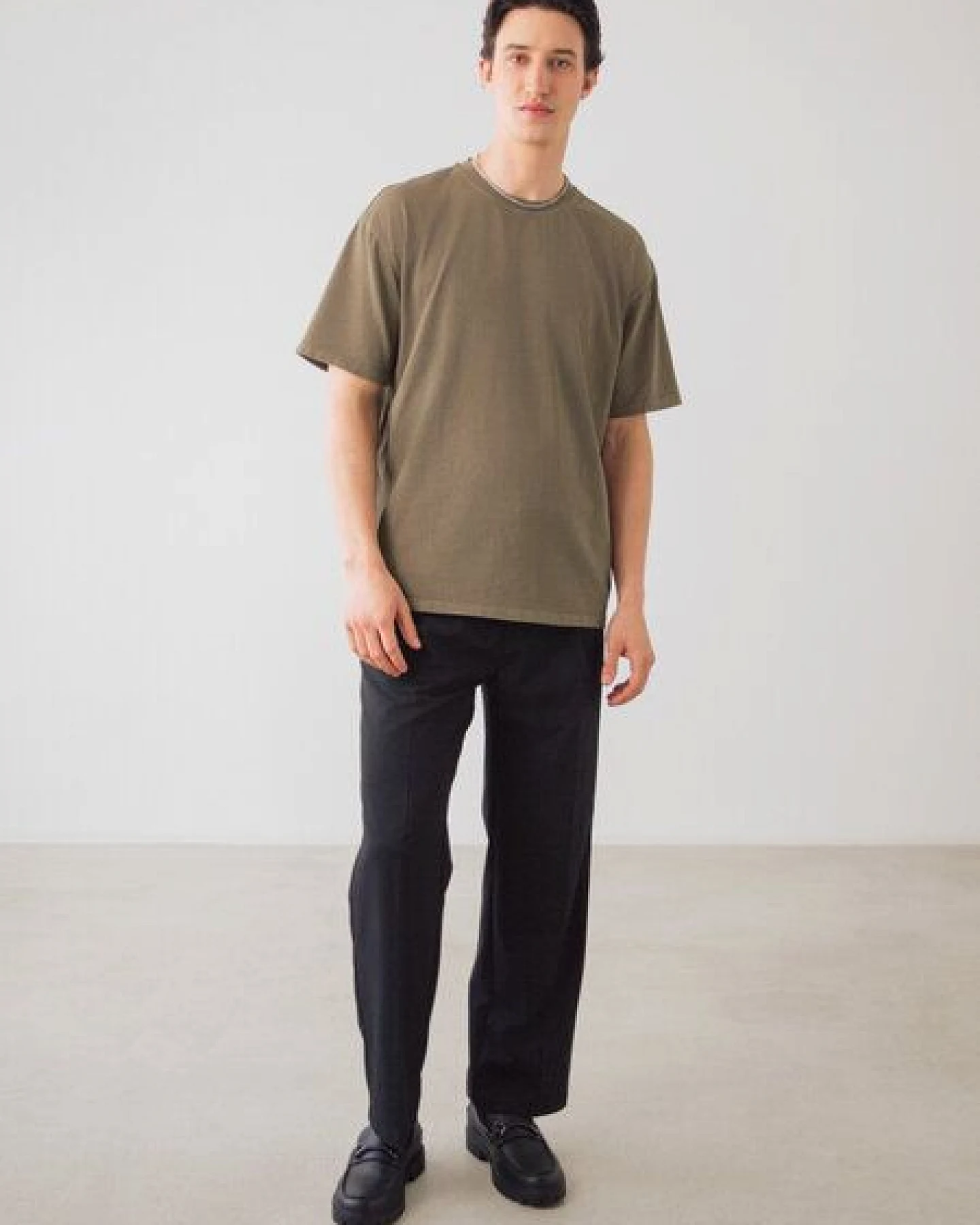 Honest Basics OG Shirt aus Bio- und recycelter Baumwolle – Ansicht 4