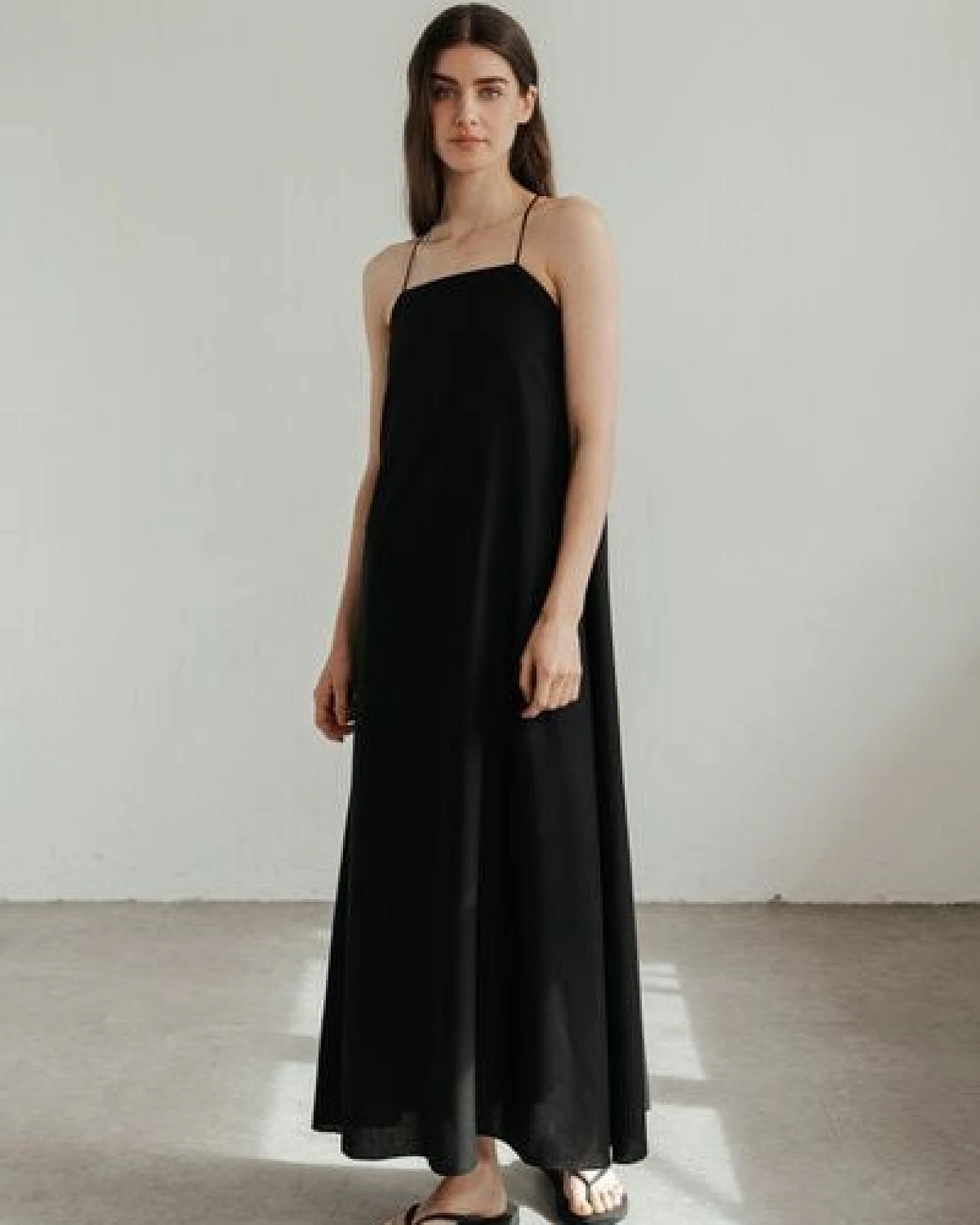 Sonho Stories Langes, rückenfreies Kleid zum Binden – Ansicht 2