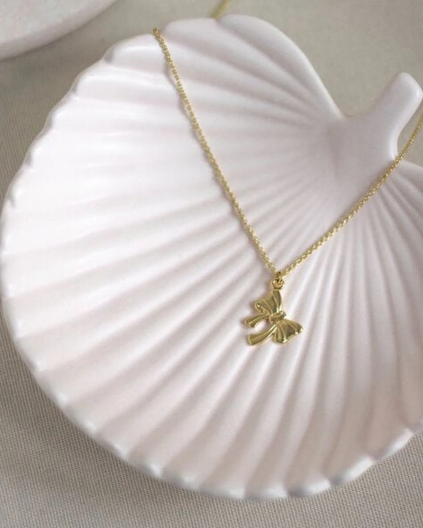Paeoni Colors Schleifen-Halskette aus 18k Gold Vermeil, 925 Sterling Silber – Ansicht 3