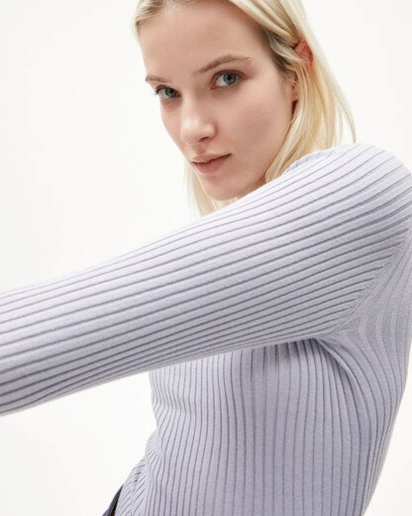 ARMEDANGELS ALAANIA RN Damen Pullover aus Bio-Baumwolle – Ansicht 3