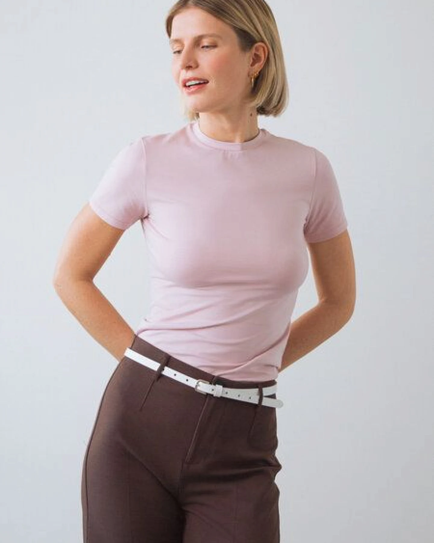 Honest Basics Damen Slim Fit T-Shirt aus Bio- und recycelter Baumwolle – Ansicht 3