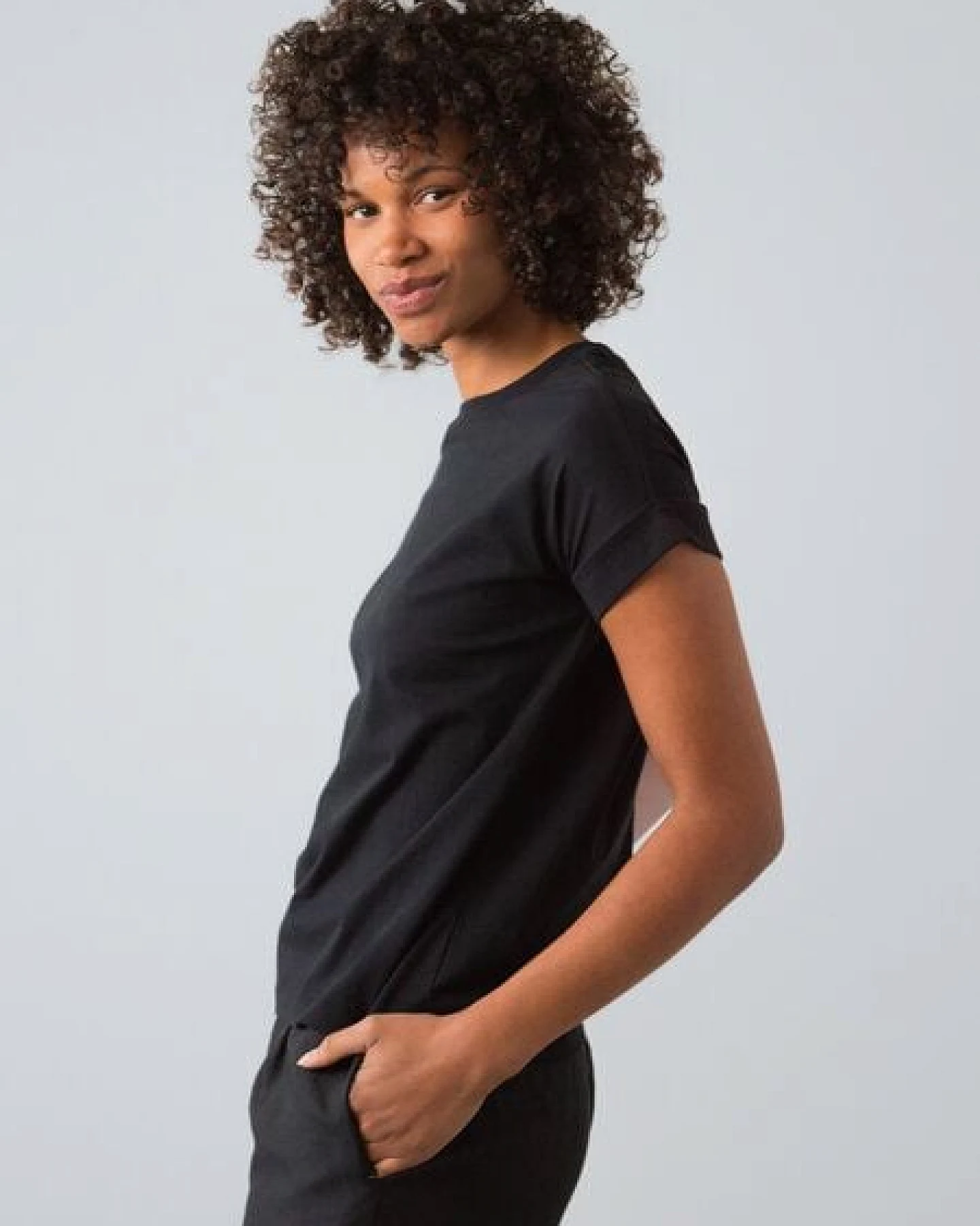 Honest Basics Damen Flügelärmeln T-Shirt aus Bio- und recycelter Baumwolle – Ansicht 3