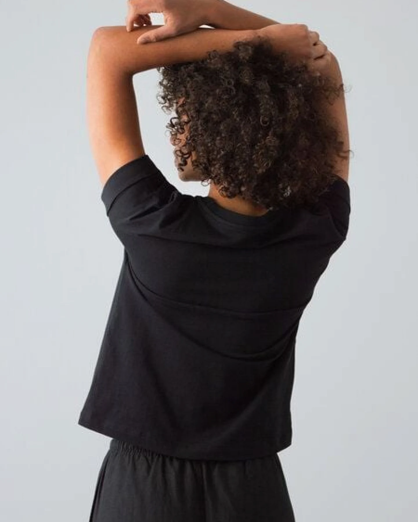 Honest Basics Damen Flügelärmeln T-Shirt aus Bio- und recycelter Baumwolle – Ansicht 4