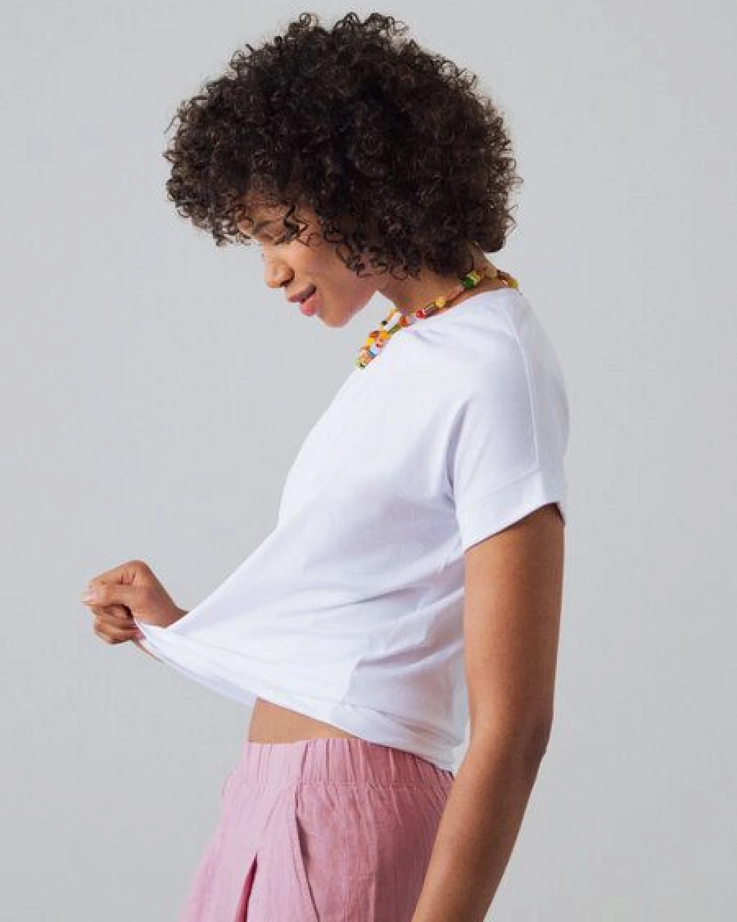 Honest Basics Damen Flügelärmeln T-Shirt aus Bio- und recycelter Baumwolle – Ansicht 2