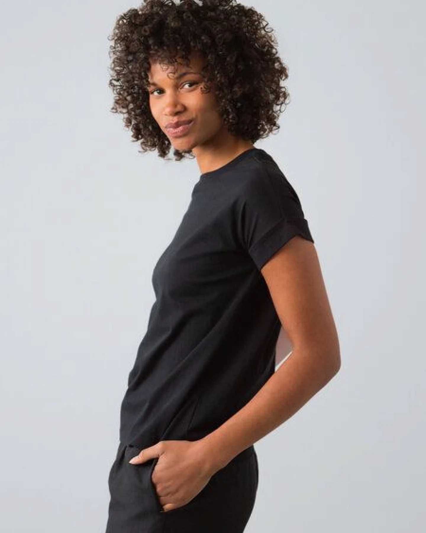 Honest Basics Damen Flügelärmeln T-Shirt aus Bio- und recycelter Baumwolle – Ansicht 3
