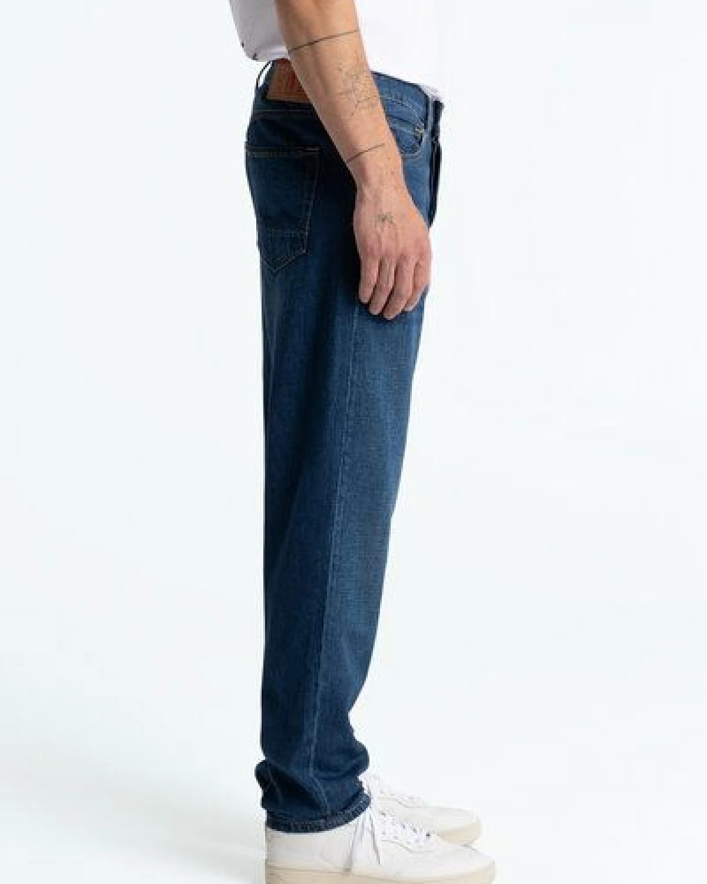 Kings Of Indigo Jeans Sushan - Tapered leg - Hopcete Electric Dark – Ansicht 3