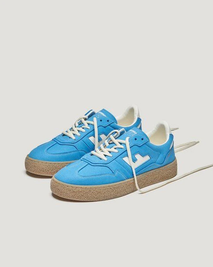 Blau