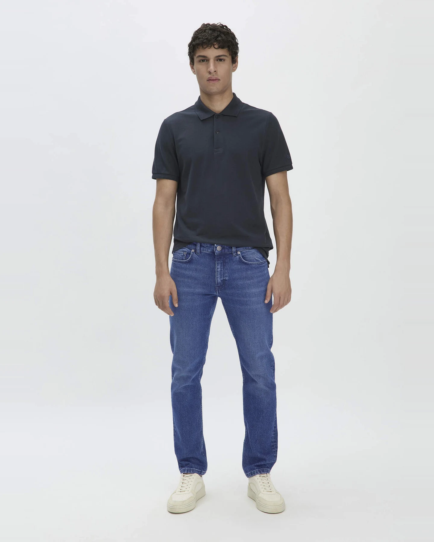 hessnatur Herren Piqué Polo Regular aus Bio-Baumwolle - blau - Größe 46 – Ansicht 2