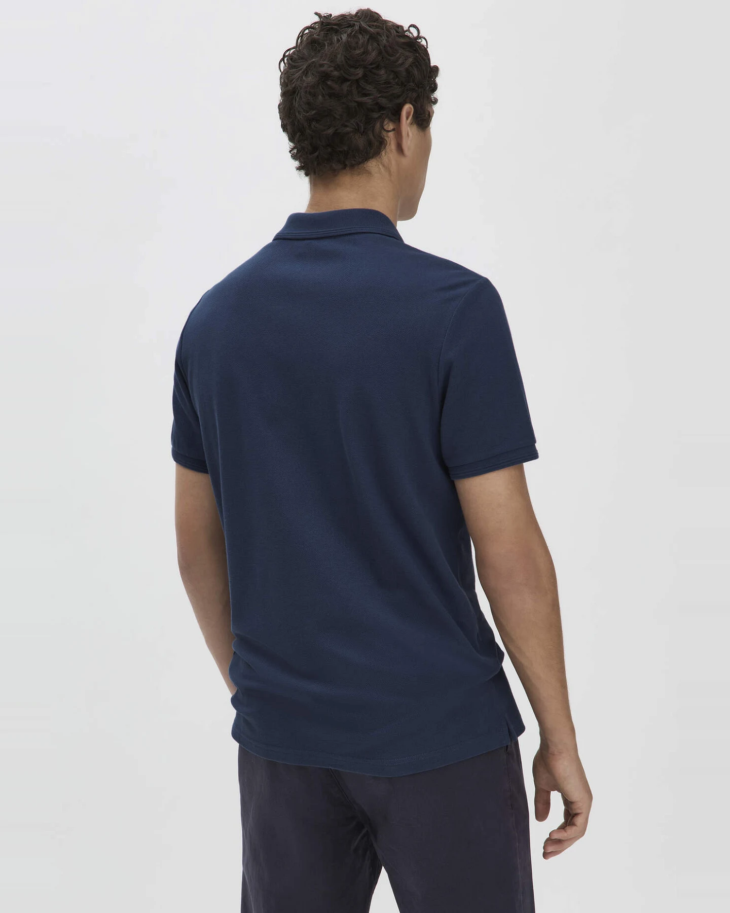 hessnatur Herren Piqué Polo Regular aus Bio-Baumwolle - blau - Größe 46 – Ansicht 3