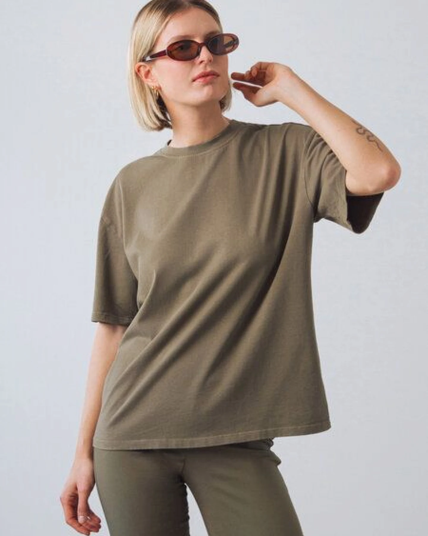 Honest Basics OG Shirt aus Bio- und recycelter Baumwolle – Ansicht 2