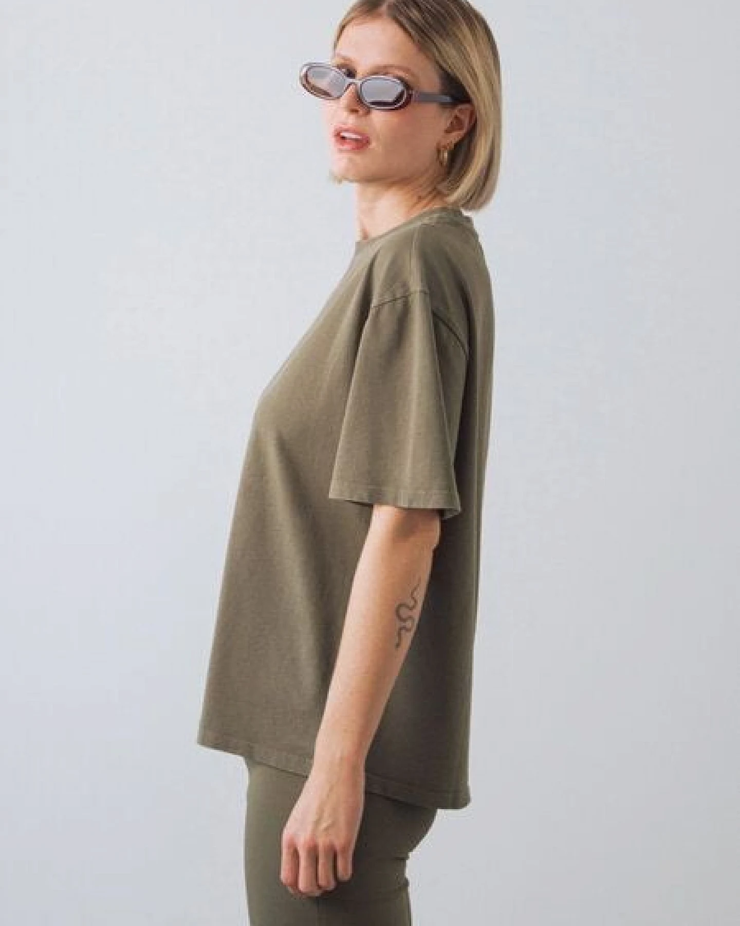 Honest Basics OG Shirt aus Bio- und recycelter Baumwolle – Ansicht 4