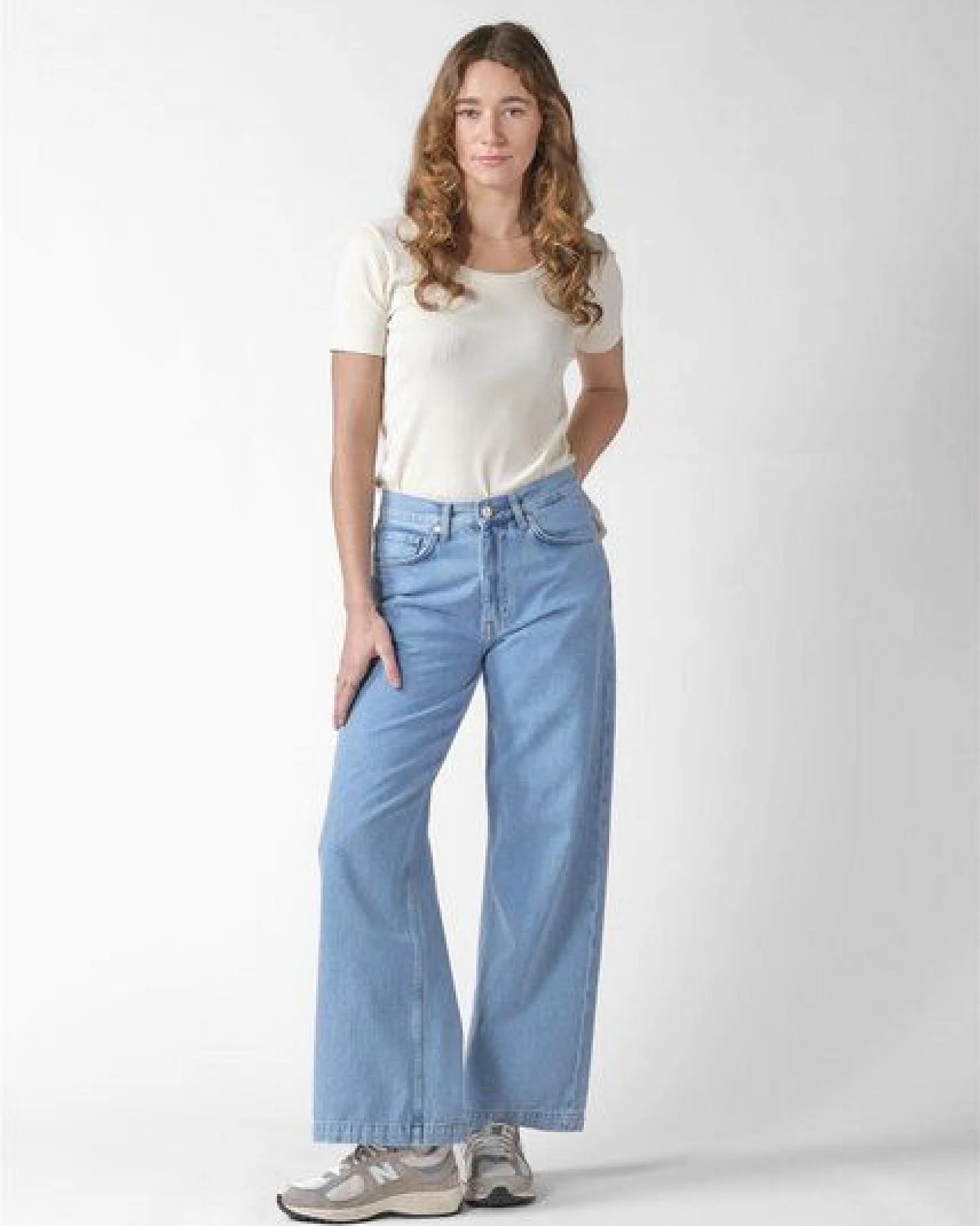Klitmøller Jeanshose Wide Leg Modell: Amelia – Ansicht 2