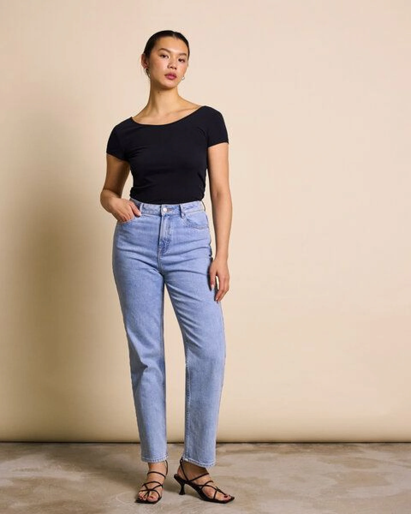 JAN N JUNE Ballerina T-Shirt ALOE – Ansicht 4