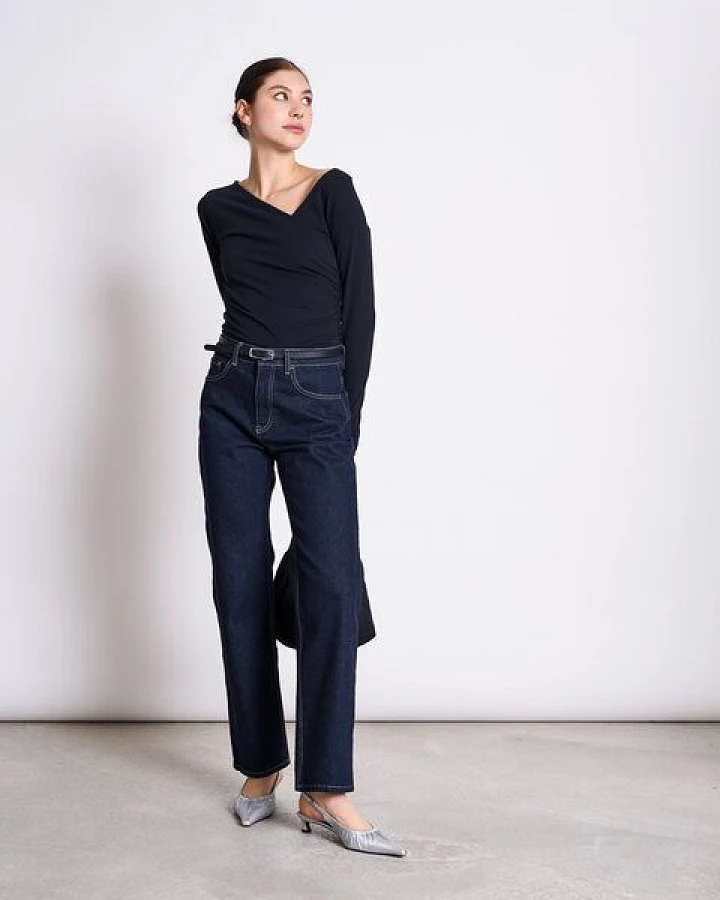 JAN N JUNE Asymmetrisches Baumwoll-Longsleeve CASMA