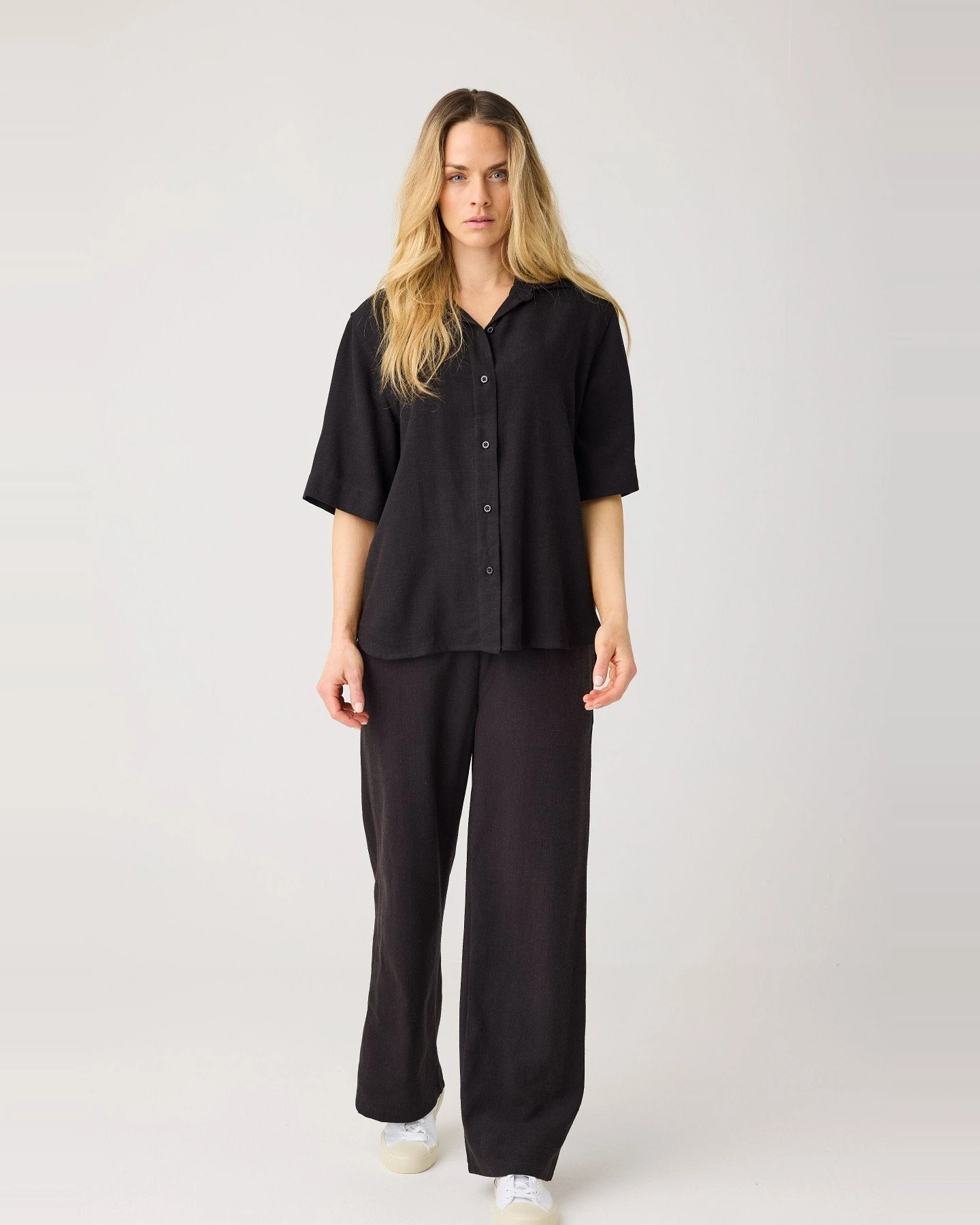 Bluse Loose Linen Mix Schwarz – Ansicht 2