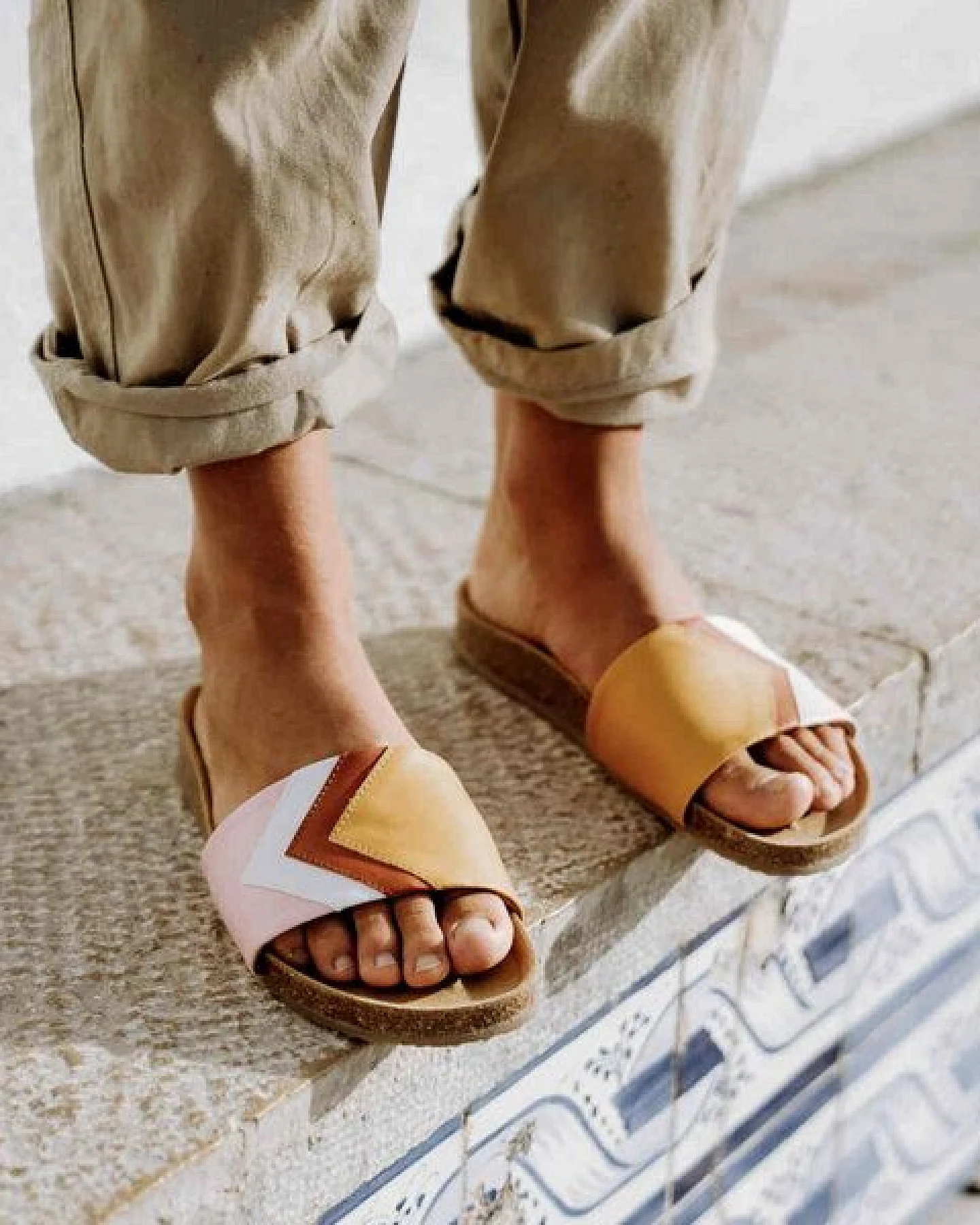 Fünve Vegane Slides mit Fußbett – Ansicht 4