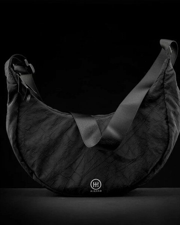 Airpaq Moonbag aus Autoschrott