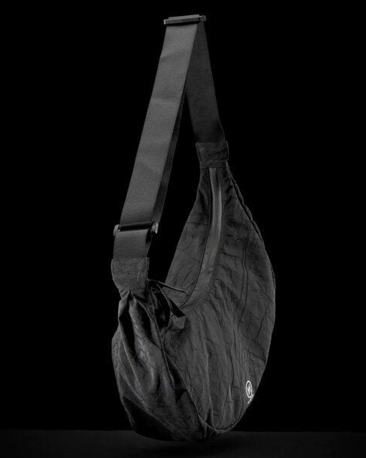 Airpaq Moonbag aus Autoschrott – Ansicht 4