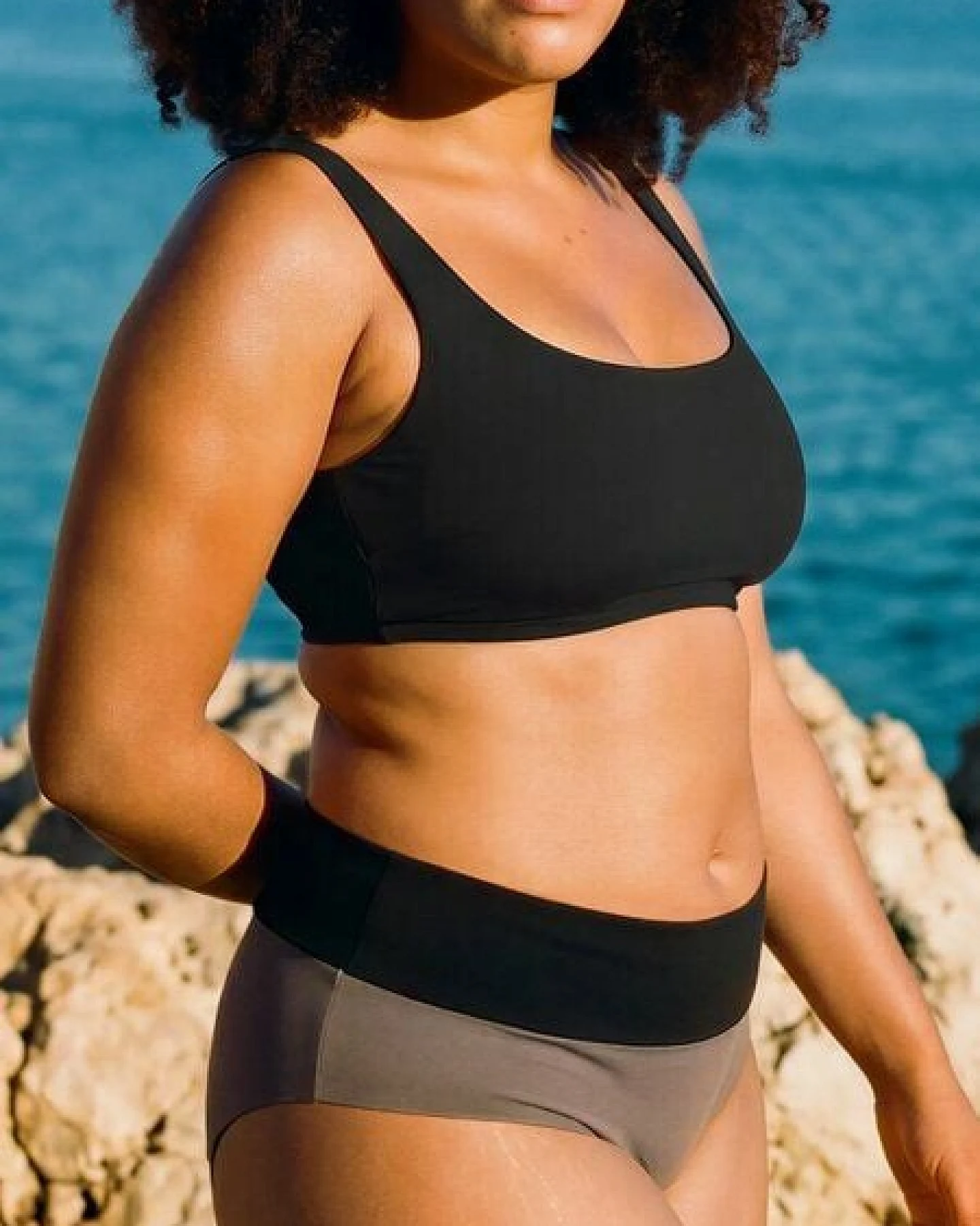 nice to meet me Wave Top . Wendbares Bikinioberteil – Ansicht 4