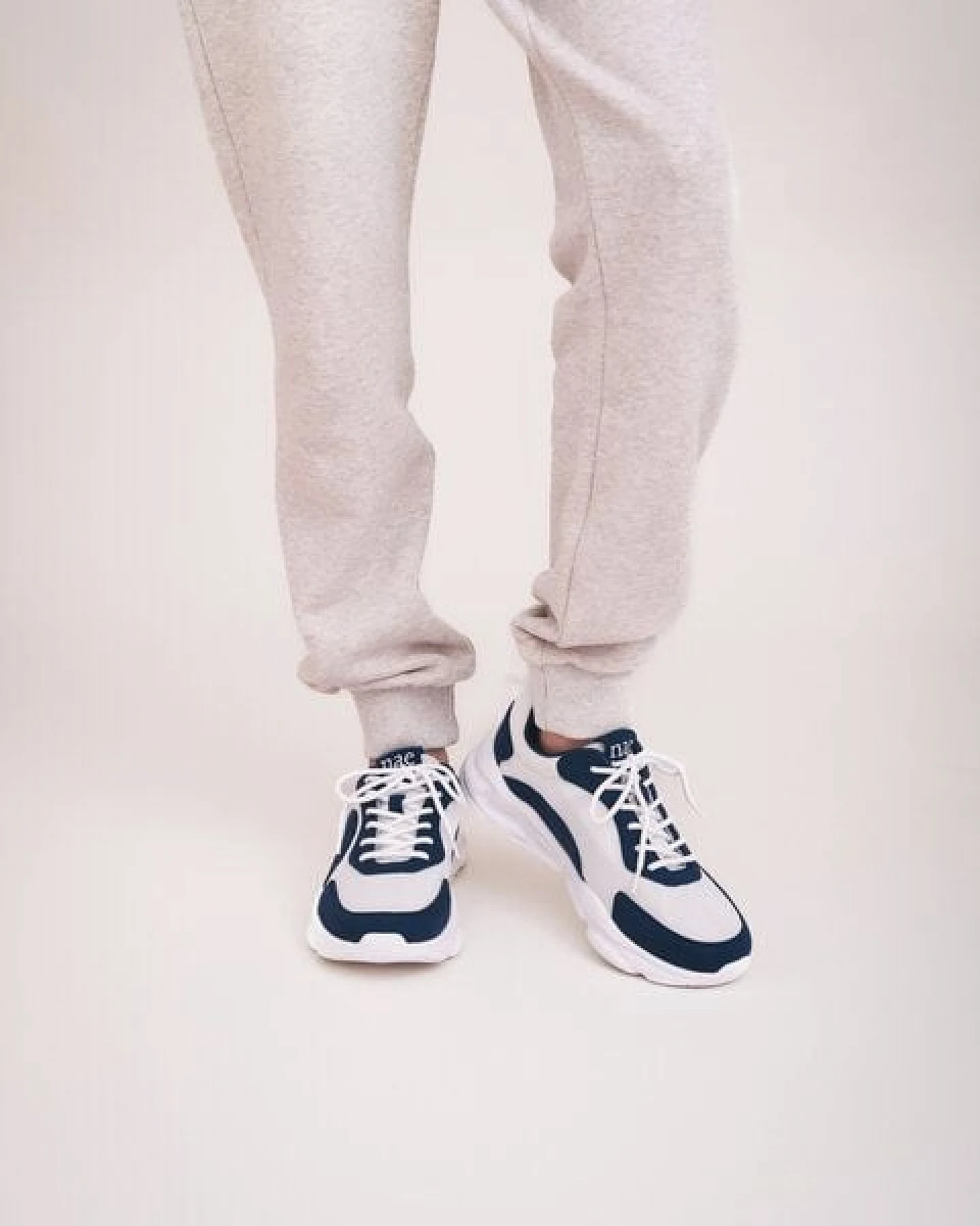 Nae Vegan Shoes Dan - Recycled PET Unisex Vegan Sneakers – Ansicht 4