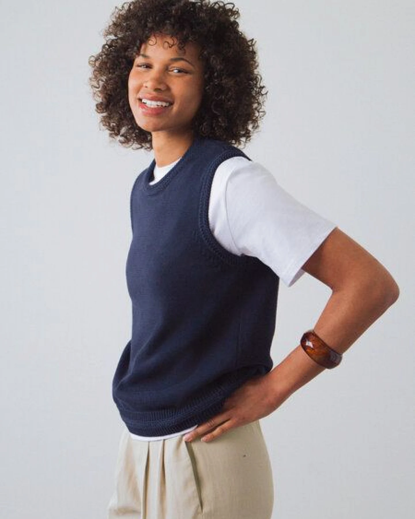 Honest Basics Damen Strick-Tanktop aus 100% Bio-Baumwolle – Ansicht 4