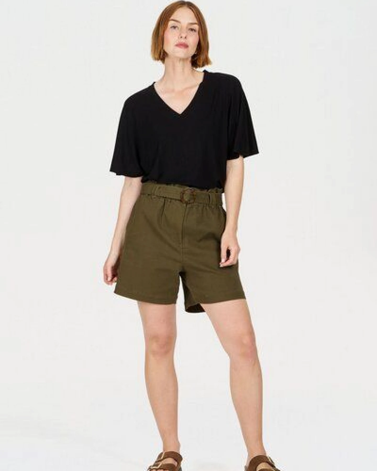 Komodo Modal T-Shirt Modell: Dhalia mit V-Ausschnitt – Ansicht 2