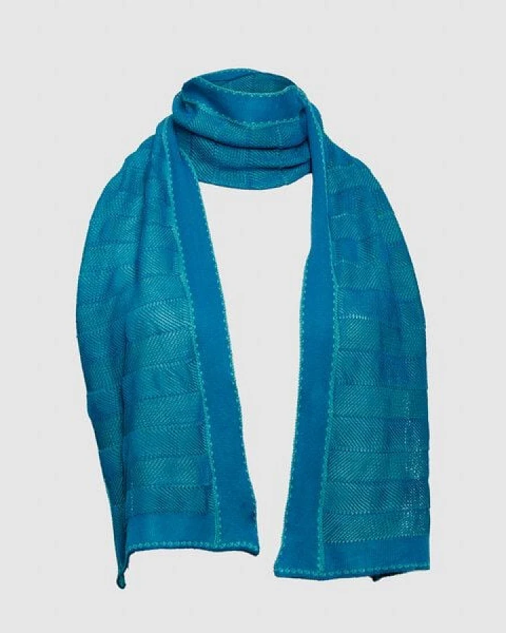 Blau