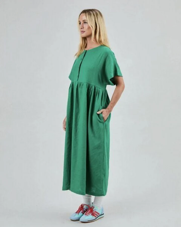 Brava Fabrics Oversize Langkleid Grün