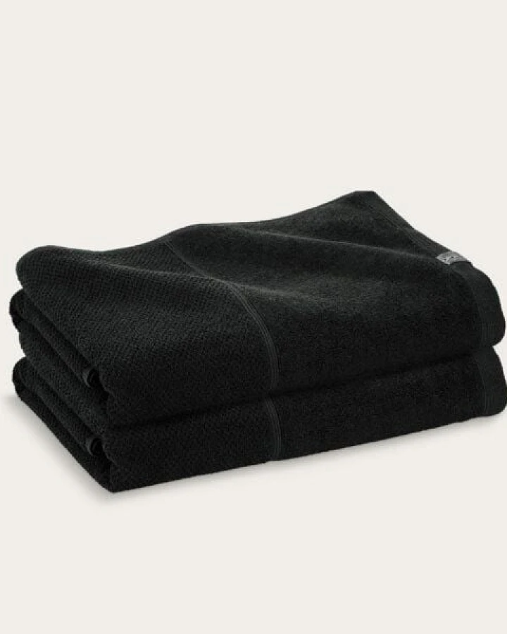 Cosy Black