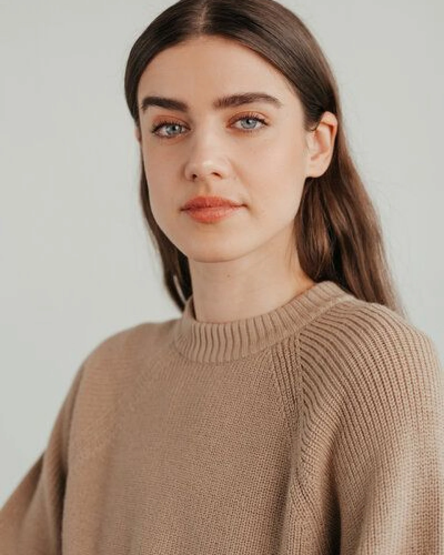Sonho Stories Strickpullover aus Wolle (Merino) mit Oversized-Passform beige/sand – Ansicht 2