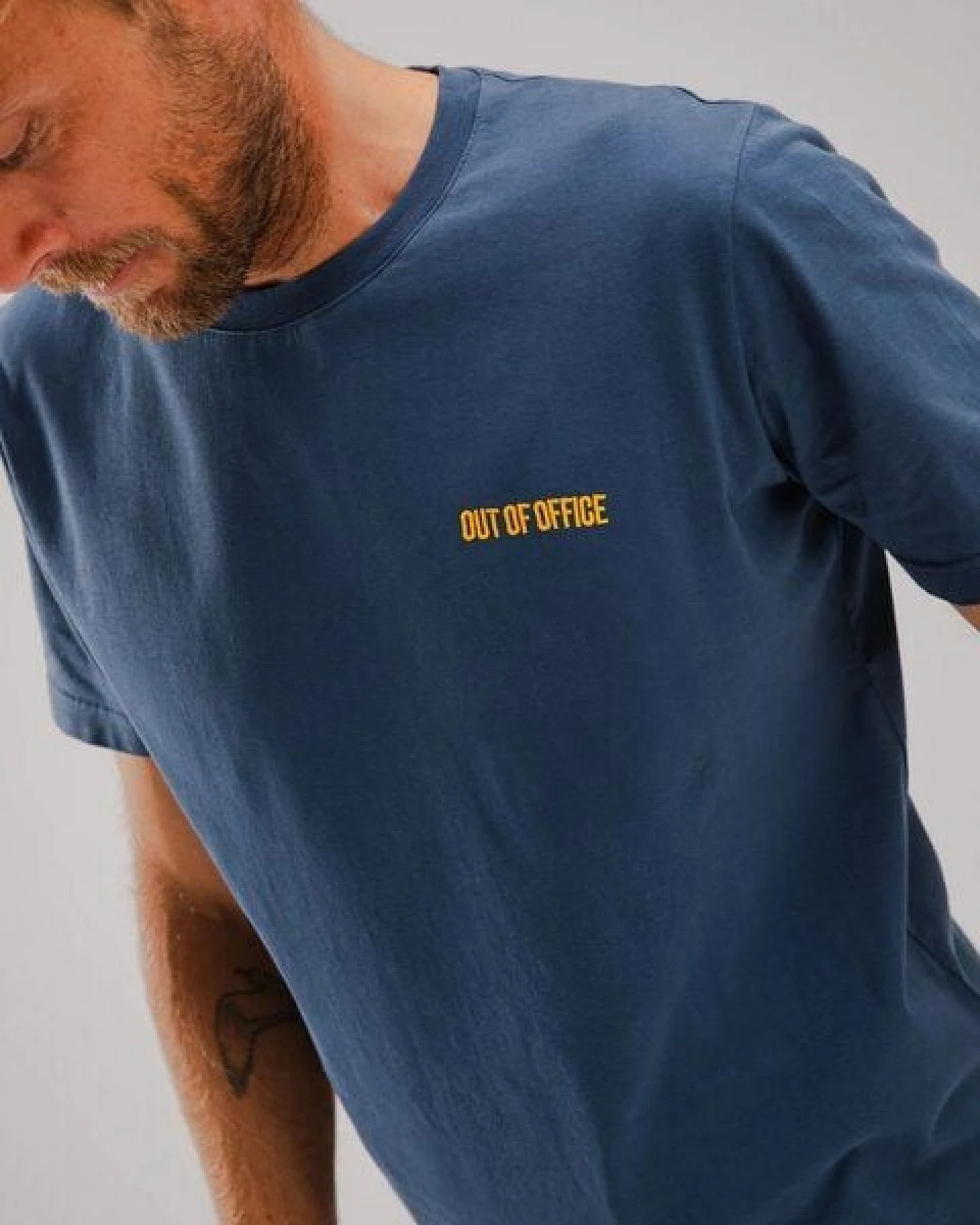 Brava Fabrics T-Shirt Out of Office – Ansicht 4