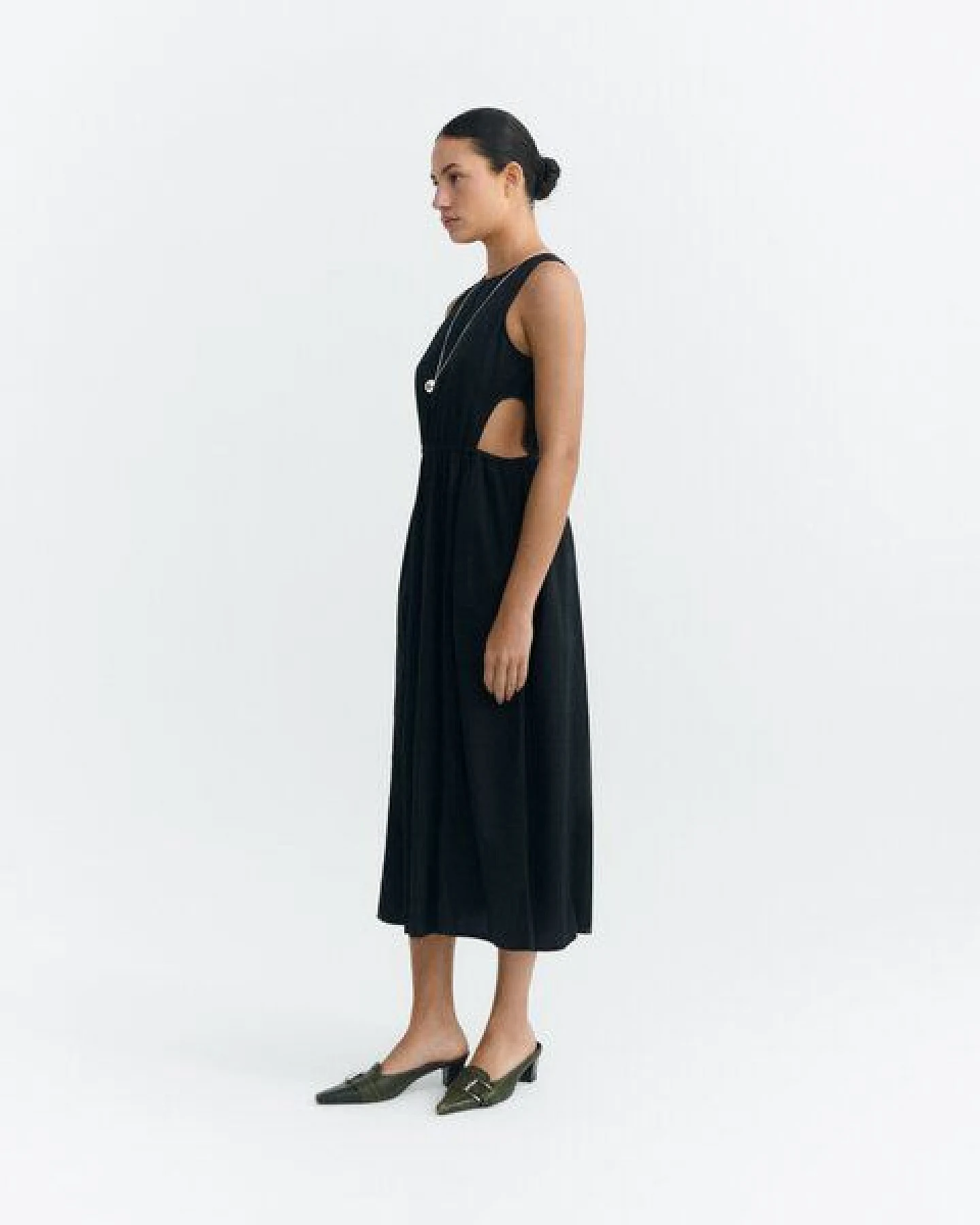 thinking mu Kurzarm Midikleid aus Bio-Baumwolle Modell: Kin – Ansicht 2